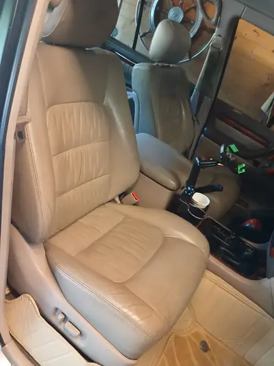 Toyota Land Cruiser 4.2 TDI-I Super Saloon — Légende 50 ans, 100% d'origine, diesel robuste — Miniatur 10
