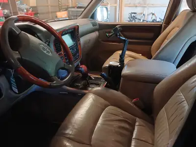 Toyota Land Cruiser 4.2 TDI-I Super Saloon — Légende 50 ans, 100% d'origine, diesel robuste — Miniatur 13