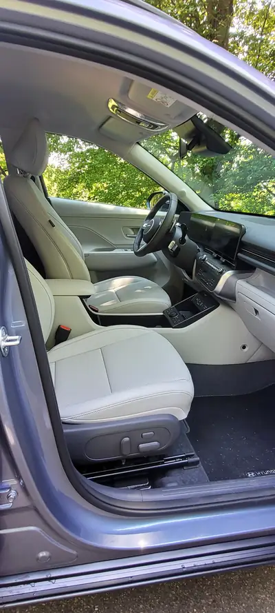 Hyundai Kona 1.6 T-GDi Vertex 4WD — Compact robuste à peine roulé, équipé intégralement — Detail
