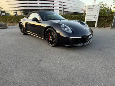 Porsche 911 Carrera 4 GTS Cabriolet PDK — Roadster légendaire, 450 ch, sans sinistre — side view