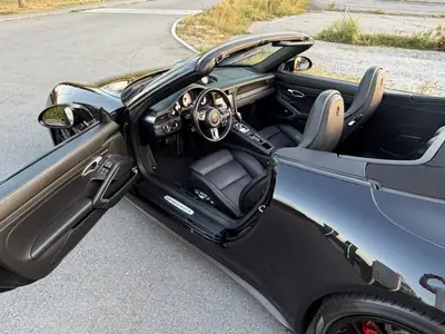 Porsche 911 Carrera 4 GTS Cabriolet PDK — Roadster légendaire, 450 ch, sans sinistre — Thumbnail 9
