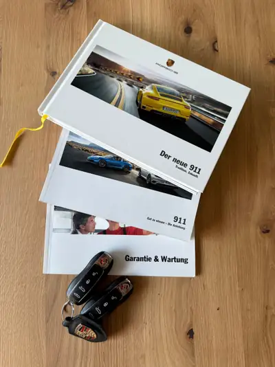 Porsche 911 Carrera 4 GTS Cabriolet PDK — Roadster légendaire, 450 ch, sans sinistre — Thumbnail 19