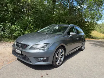 SEAT Leon 2.0 TDI 184 FR — Break diesel performant, 195 000 km, sans accident — vue extérieure