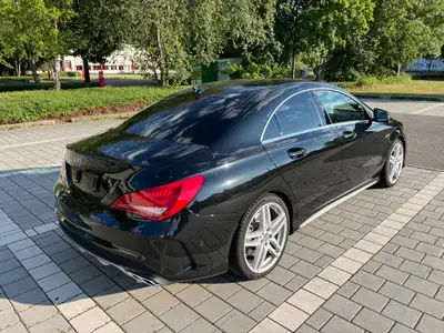 Mercedes-AMG CLA 45 — Performance sportive et confort premium, exemplaire impeccable — Miniature 9