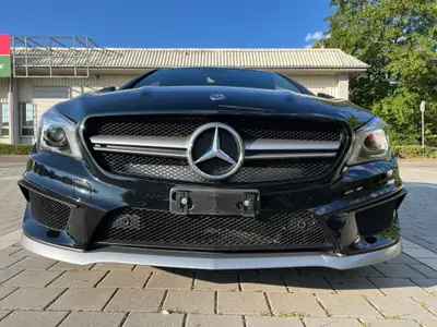 Mercedes-AMG CLA 45 — Performance sportive et confort premium, exemplaire impeccable — Miniature 8
