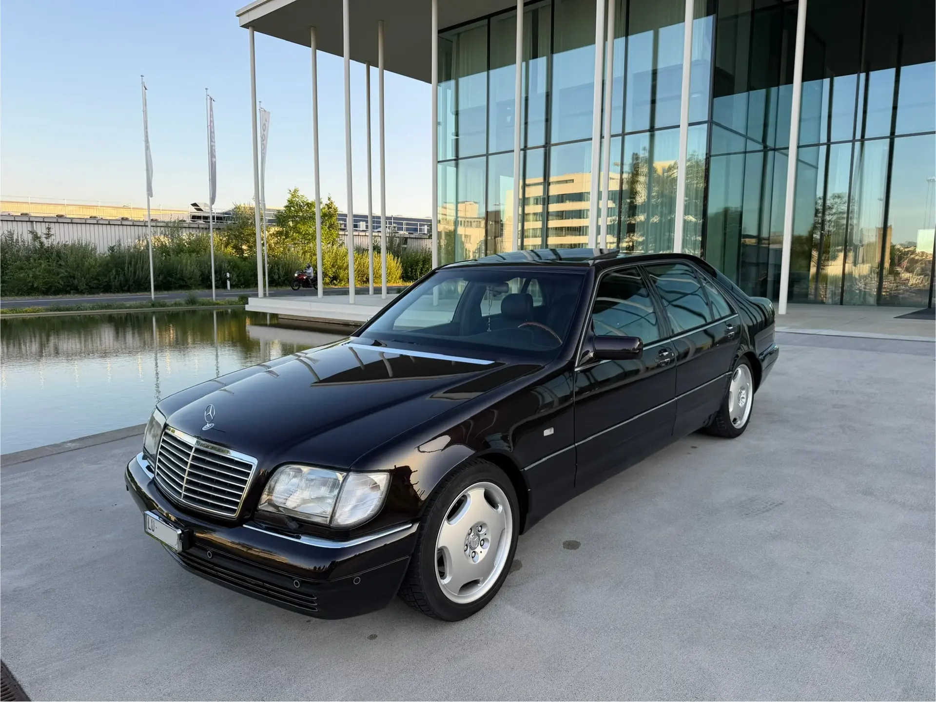 Mercedes-Benz S 500 Exklusiv — Berline de prestige 1997, édition limitée 1 sur 50 — Außenansicht