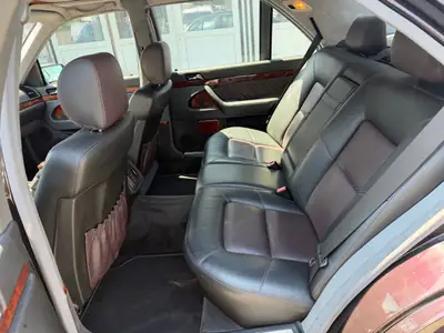 Mercedes-Benz S 500 Exklusiv — Berline de prestige 1997, édition limitée 1 sur 50 — Miniatur 18