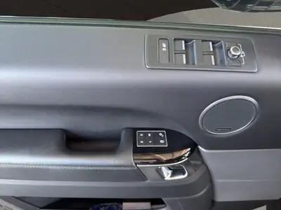 Land Rover Range Rover Sport 3.0 SDV6 Autobiography — SUV premium diesel, 306 ch, entretien à jour — Miniatura 12