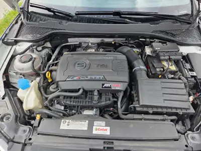 SEAT Leon ABT Cupra 4Drive — Break sportif 300 ch, transmission intégrale — Heckansicht