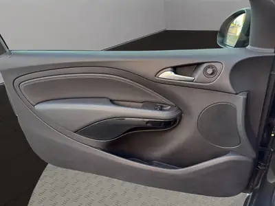 Opel Adam 1.0 ecoFLEX Turbo JAM — Citadine dynamique, économe et sans sinistre — Thumbnail 12