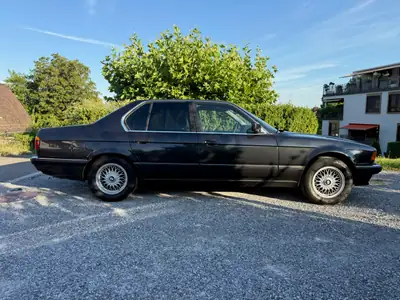 BMW 735 — Berline de prestige 1988, motorisation 211 ch et transmission automatique — Miniatura 18