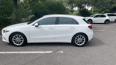 Mercedes-Benz Classe A 200 Progressive — Berline compacte de prestige, entretien Mercedes — côté