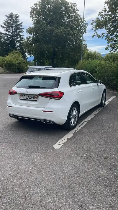 Mercedes-Benz Classe A 200 Progressive — Berline compacte de prestige, entretien Mercedes — Miniature 10