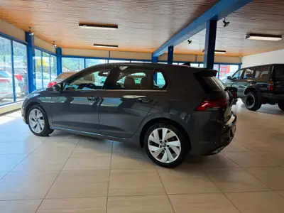 VW Golf 1.5 eTSI mHEV ACT Style DSG — Hybride léger, consommation maîtrisée et garantie 12 mois — dettaglio