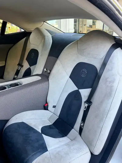 Fisker Karma Standard 2012 — Berline hybride rechargeable, 43 000 km seulement — Miniature 9