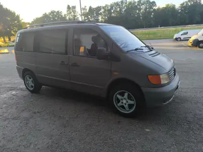 Mercedes-Benz Vito 112 CDI — Monospace diesel robuste, 252000 km, sans sinistre — intérieur