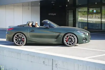 BMW Z4 M40i Pure Impulse 2025 — Cabriolet sportif, boîte manuelle, 340 ch garantie constructeur — Miniature 8