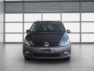 VW Sharan 2.0 TDI BMT Comfortline DSG — Monospace 7 places fiable, entretien à jour — Seitenansicht