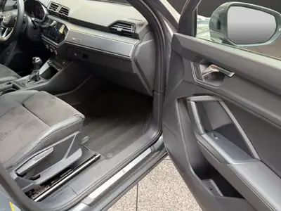 Audi Q3 35 TFSI Advanced — SUV compact performant, faible kilométrage — Miniatur 11