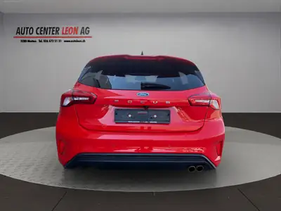 Ford Focus ST 2.3 EcoBoost — Sportive performante, faible kilométrage, garantie révisée — Armaturenbrett