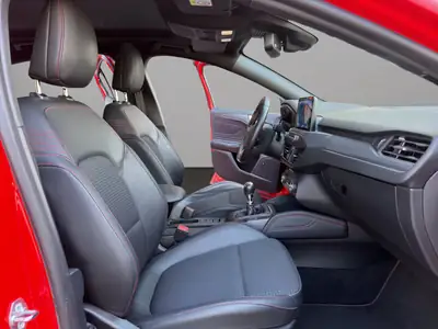 Ford Focus ST 2.3 EcoBoost — Sportive performante, faible kilométrage, garantie révisée — Miniatur 17