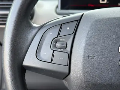 Citroën C4 Cactus 1.2 PureT Origins — Monospace urbain économe, sans accident — Miniatura 22