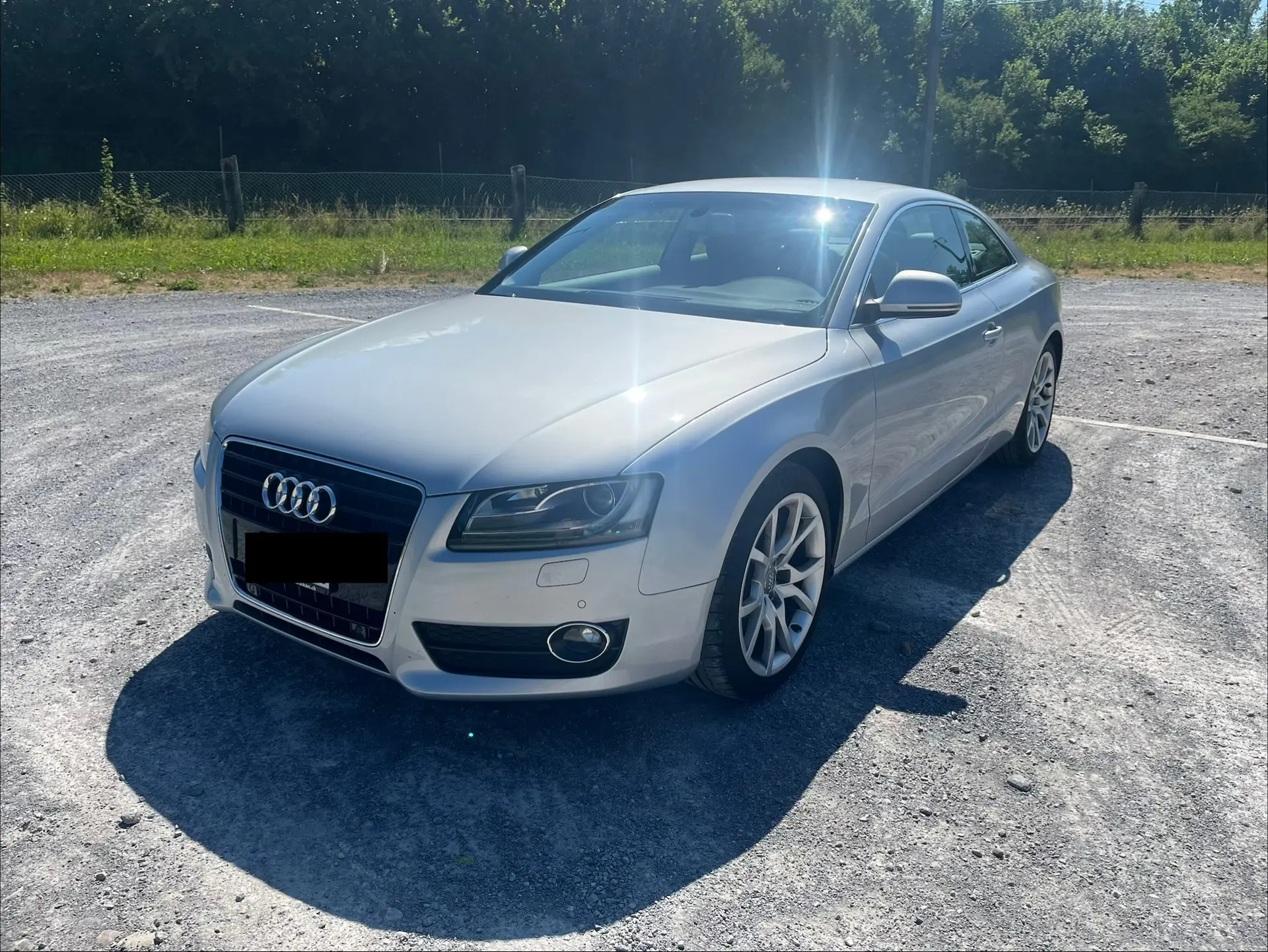 Audi A5 3.2 V6 FSI — Coupé sportif élégant, 85'000 km seulement — vista esterna