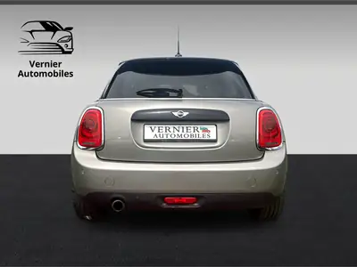 MINI Cooper Steptronic — Citadine dynamique, 48 000 km, garantie 12 mois — tableau de bord