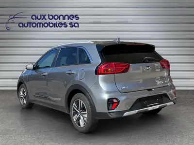 Kia Niro 1.6 GDi Plug-in Hybrid — SUV écologique, faible consommation et entretien complet — side view