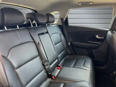 Kia Niro 1.6 GDi Plug-in Hybrid — SUV écologique, faible consommation et entretien complet — Thumbnail 14