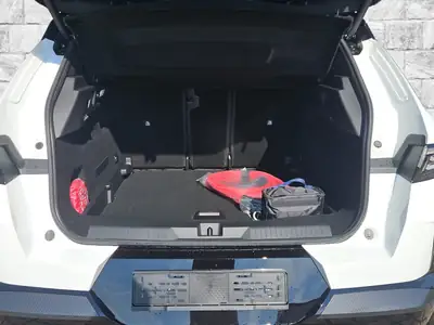 Opel Grandland Elektro 73kWh Ultimate 4WD — SUV électrique haute performance, zéro km — Miniatur 9