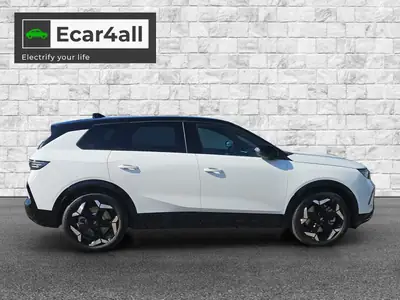 Opel Grandland Elektro 73kWh Ultimate 4WD — SUV électrique haute performance, zéro km — Miniatur 7