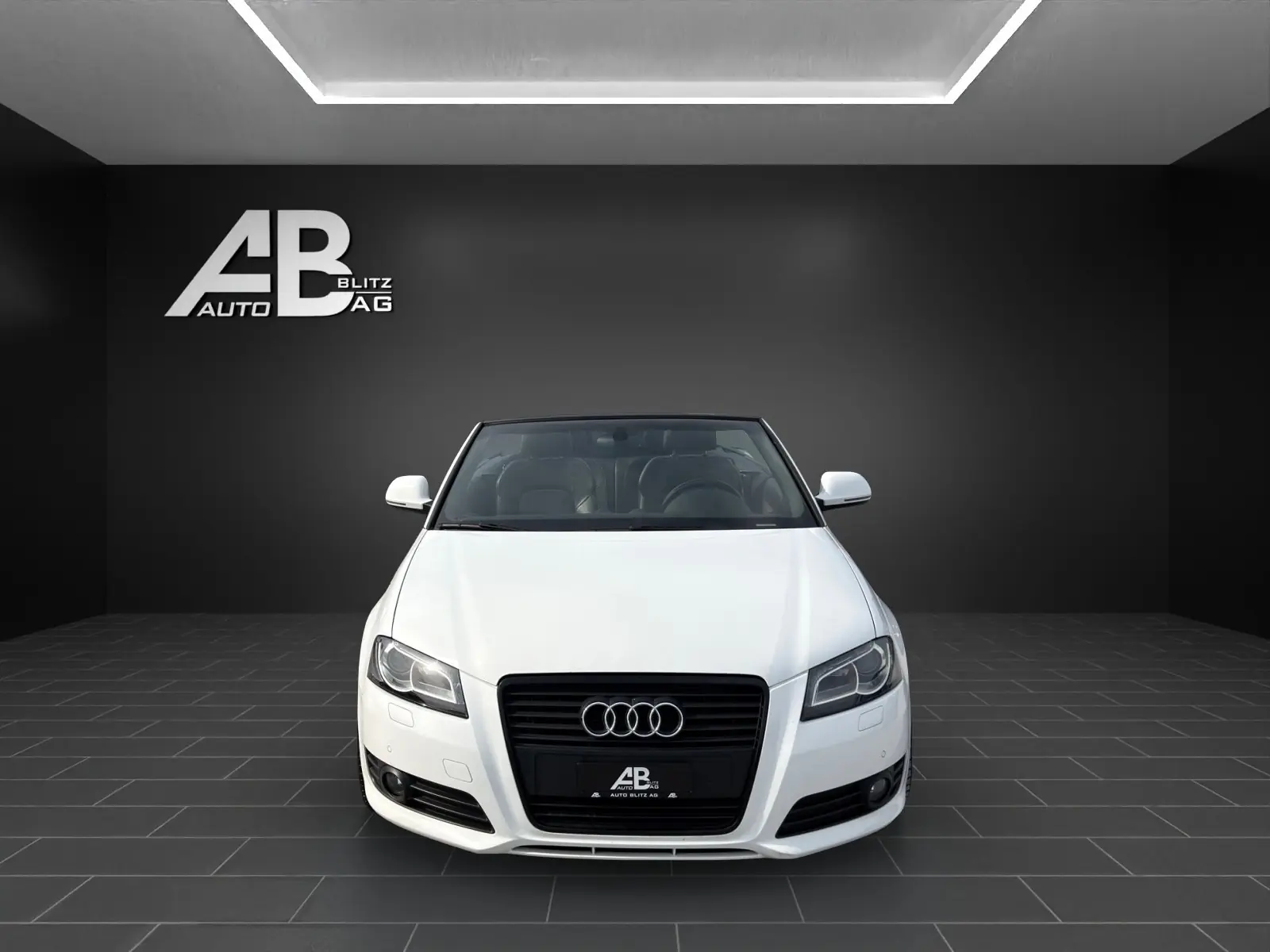 Audi A3 Cabriolet 2.0 TFSI S-Line — Décapotable sportive, fraîchement révisée — vue extérieure