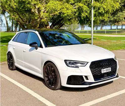 Audi RS3 2.5 T FSI Quattro — 400 ch, équipement complet, sans sinistre — fianco