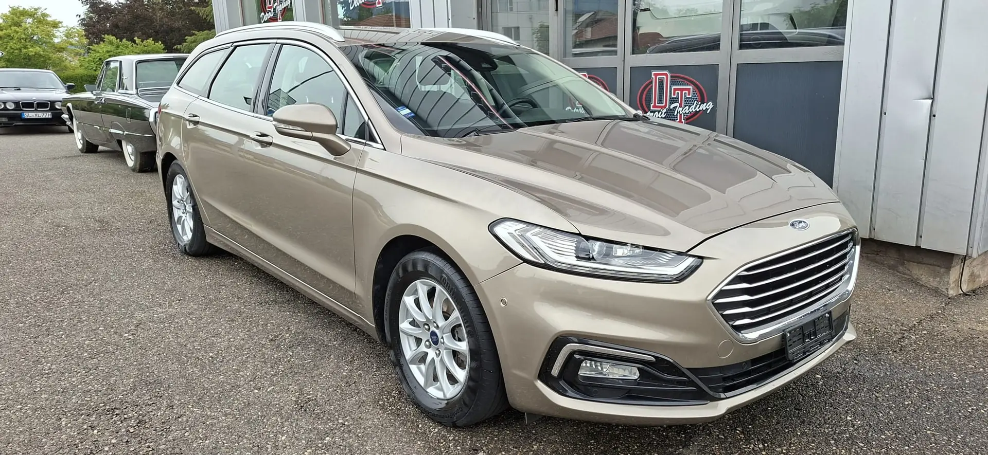 Ford Mondeo 2.0 HEV 187 Titanium — Berline familiale hybride, 66'000 km