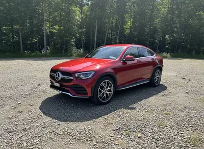 Mercedes-Benz GLC 200 — Coupé élégant, 74 000 km, transmission automatique — Außenansicht