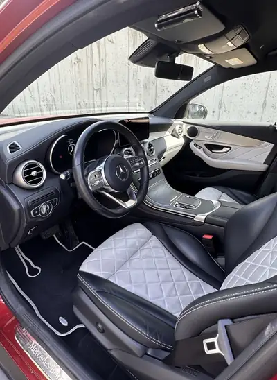 Mercedes-Benz GLC 200 — Coupé élégant, 74 000 km, transmission automatique — Detail