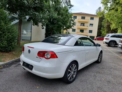 VW EOS 2.0 TSI 200 ch — Cabriolet élégant, motorisation dynamique et intérieur premium — vista posteriore