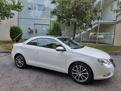 VW EOS 2.0 TSI 200 ch — Cabriolet élégant, motorisation dynamique et intérieur premium — interni
