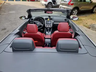 VW EOS 2.0 TSI 200 ch — Cabriolet élégant, motorisation dynamique et intérieur premium — Miniatura 9