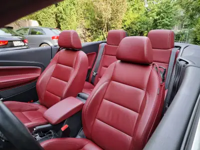 VW EOS 2.0 TSI 200 ch — Cabriolet élégant, motorisation dynamique et intérieur premium — Miniatura 7