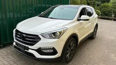 Hyundai Santa Fe 2.2 CRDi Vertex 7 places — SUV familial diesel robuste, équipé et sans sinistre — côté