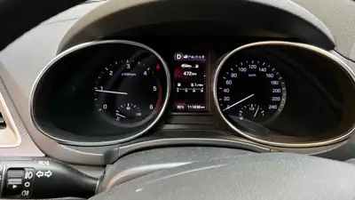 Hyundai Santa Fe 2.2 CRDi Vertex 7 places — SUV familial diesel robuste, équipé et sans sinistre — détail