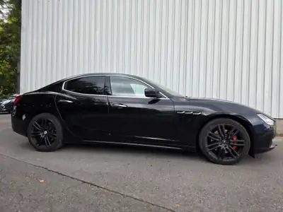 Maserati Ghibli 3.0 V6 S Q4 — Berline sport élégante, 410 CV et traction intégrale — Thumbnail 7