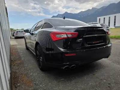 Maserati Ghibli 3.0 V6 S Q4 — Berline sport élégante, 410 CV et traction intégrale — Thumbnail 12
