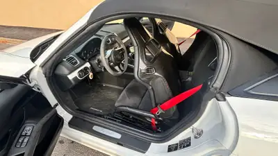 Porsche 718 Boxster 3.8 Spyder — Roadster légendaire, 375 ch et seulement 31 728 km — détail