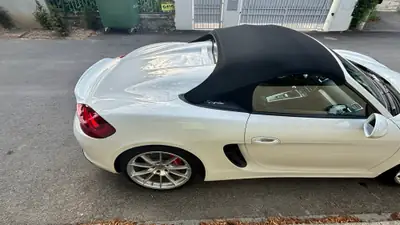 Porsche 718 Boxster 3.8 Spyder — Roadster légendaire, 375 ch et seulement 31 728 km — Miniature 9