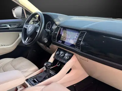 Skoda Kodiaq 2.0 TSI 180 PS 4x4 — SUV 7 places avec transmission DSG, entretien complet — Miniatur 10