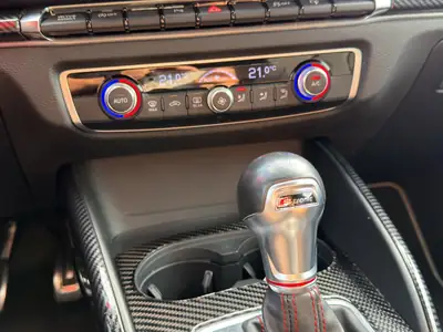 Audi S3 Sportback 2.0 TFSI quattro — Performance sportive et garantie 12 mois — Miniatura 15