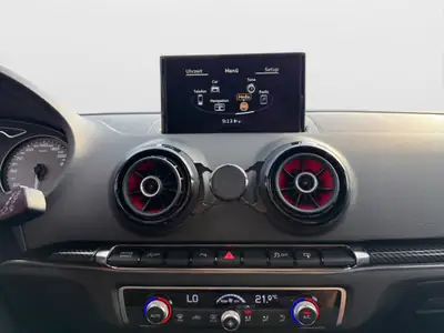 Audi S3 Sportback 2.0 TFSI quattro — Performance sportive et garantie 12 mois — Miniatura 16